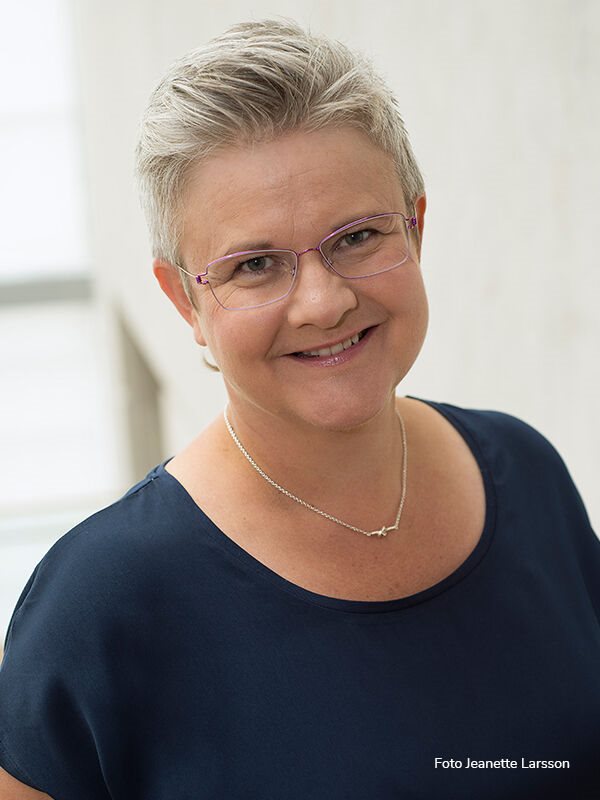 Ann-Charlotte Ekensten Författare