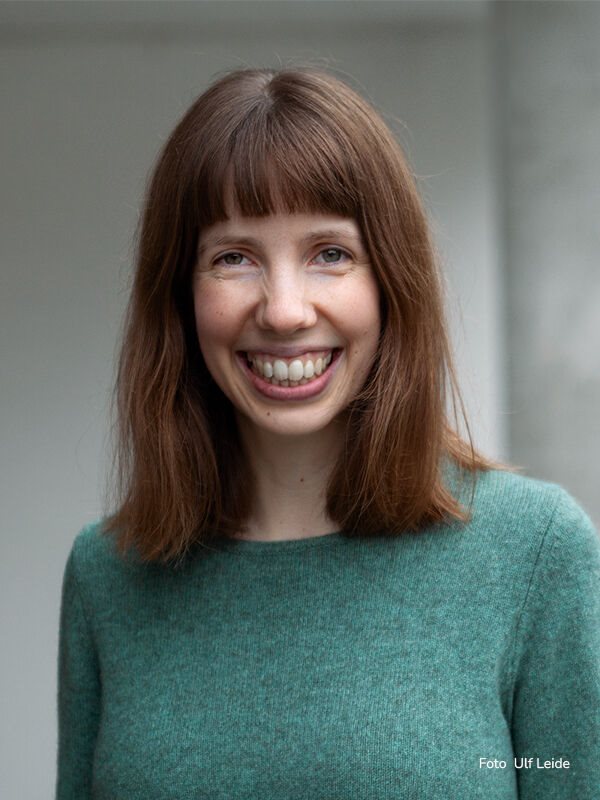 Anna Ahlund Författare