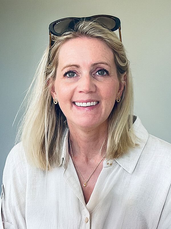 Emma Graves Formgivare, omslag