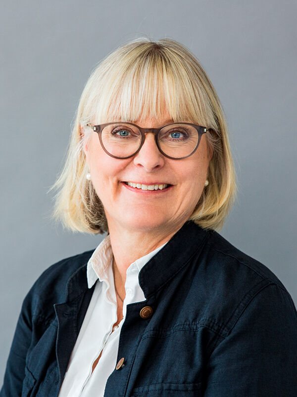 Eva Bernhardtson Författare