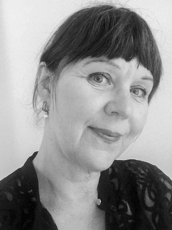 Eva Susso Författare