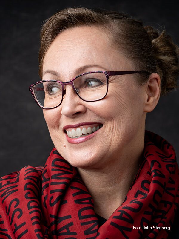 Eva Thors Rudvall Författare