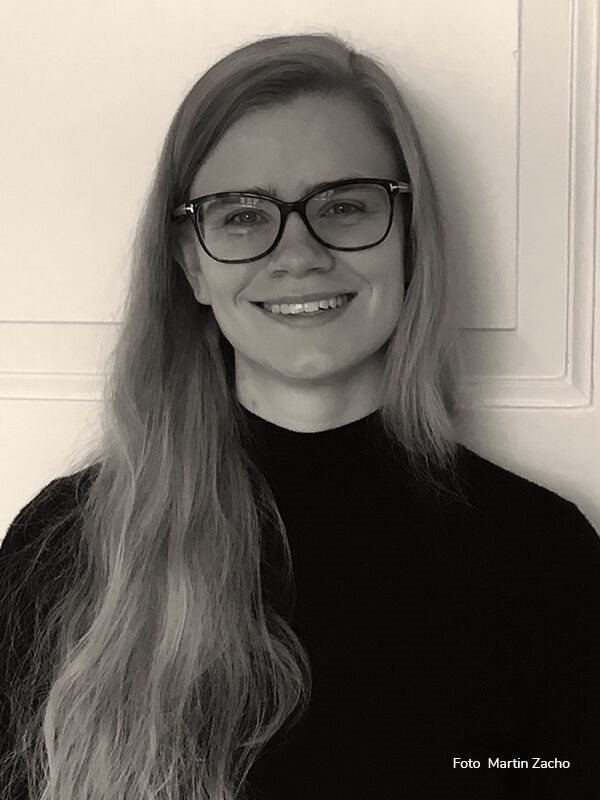 Frida Bejder Klausen Författare