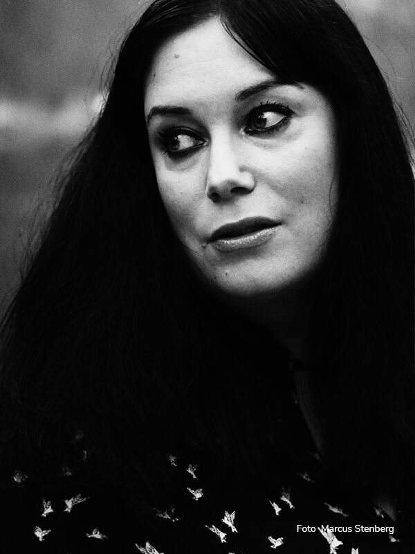 Helena Dahlgren Författare