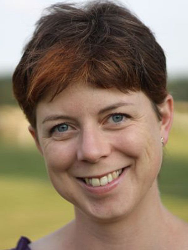 Jo Cotterill Författare