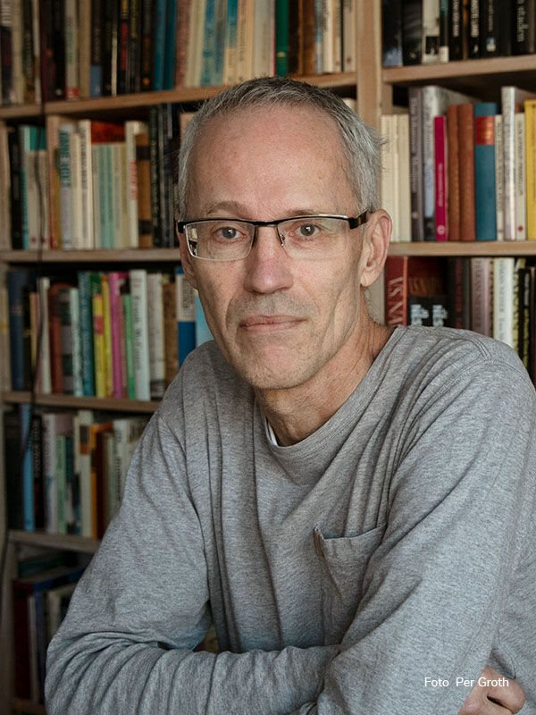 Tomas Dömstedt Författare